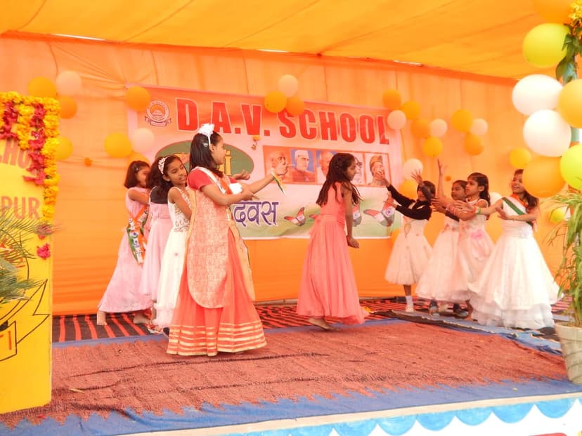 Little stars shining on stage